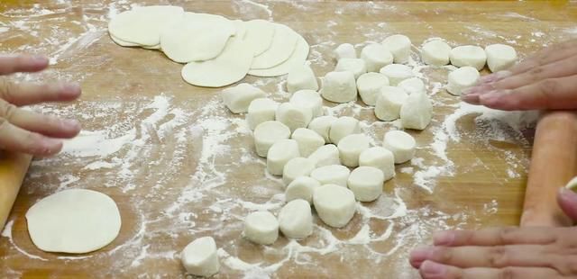 便宜|秋天吃饺子,用这3样调馅没想到这么香!鲜嫩多汁、好吃还便宜