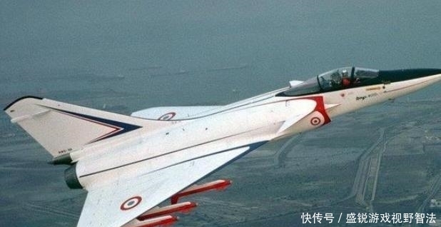 重型|被抛弃的法国双发重型战机 性能不逊于F-15和苏-27的幻影4000