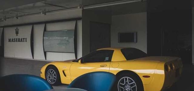  神车|暴殄天物 三辆神车被遗忘在店里 原因究竟如何？