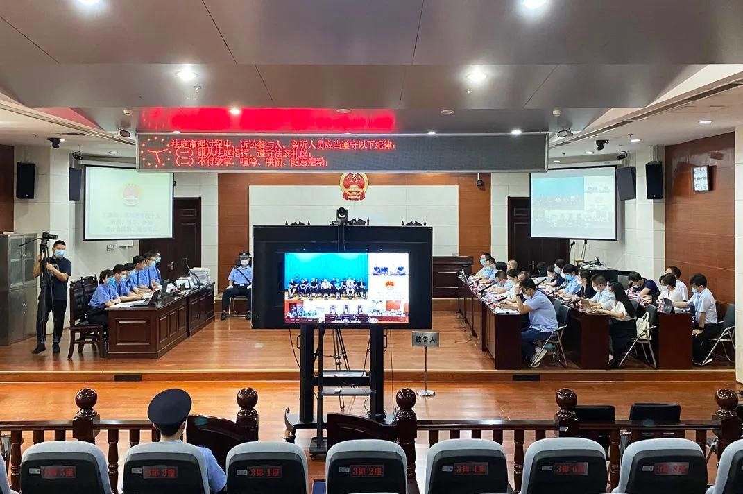  地下|非法控制“地下赌场”、采用“黑吃黑”方法敲诈、抢劫违法人员，天津一40人涉黑团伙被公诉