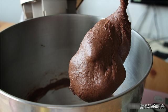  面包店|面包店每天售罄的蘑菇包，酥脆松软、2个管饱，自己做也简单