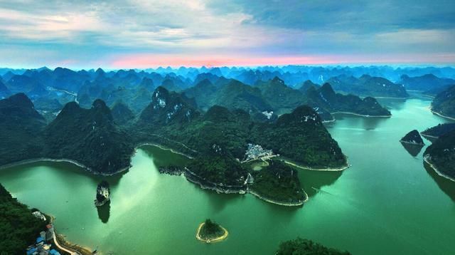 鲜有|中国唯一没有大坝的人工水库,藏着越南下龙湾的美景,却鲜有人知!