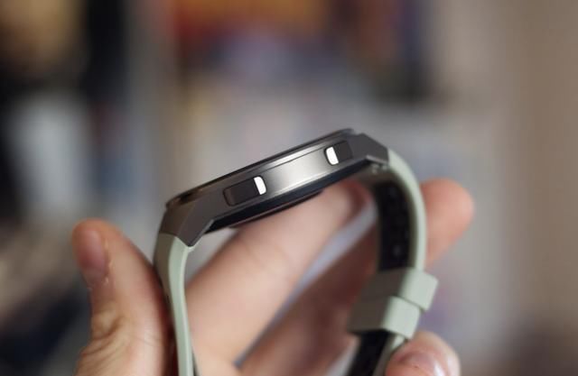  华为|华为Watch GT2e对抗GT2：GT2e略胜一筹，但GT2却更贵