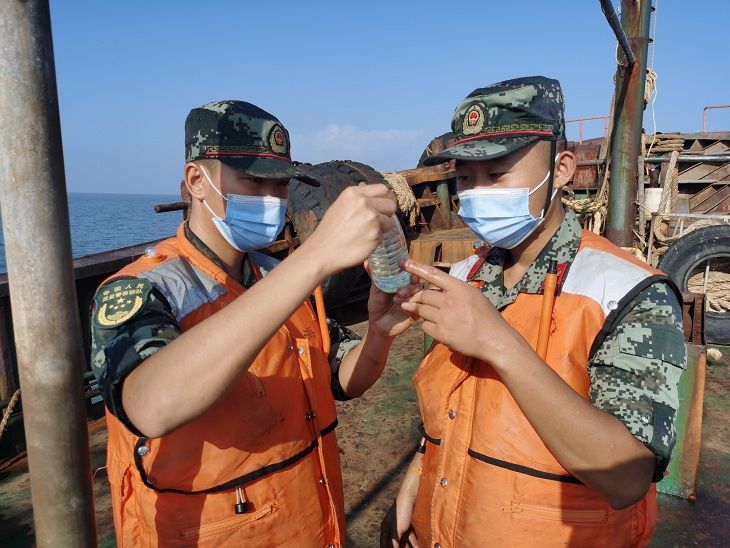  执法艇|福建福州连续查获3起涉嫌走私成品油案 涉案油品约350吨