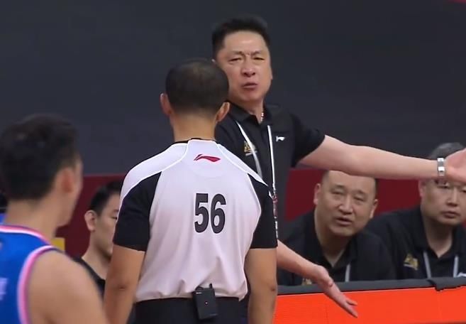 排行|排行:一场91-76逆转让广厦升第3,李春江发言引不满!北京下跌