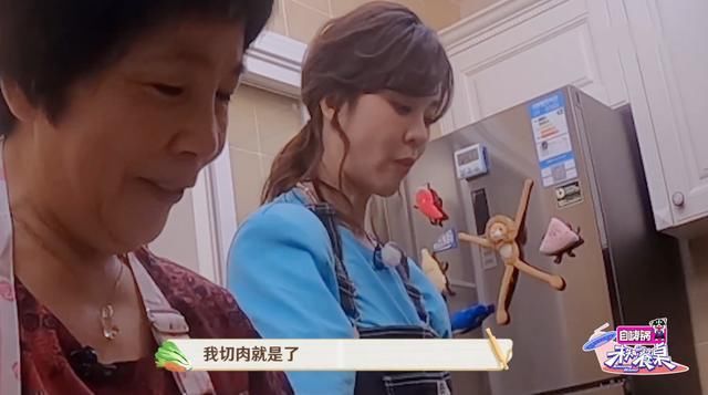  饺子|明星“蹭饭”：岳云鹏煮饺子，郁可唯摘辣椒，李斯丹妮哄孩子