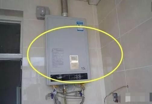  氧化碳|洗澡用电热水器划算还是燃气热水器划算？看完电费账单傻眼了！