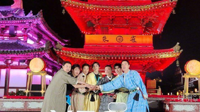  挑战|贾乃亮邓伦告别《极限挑战》