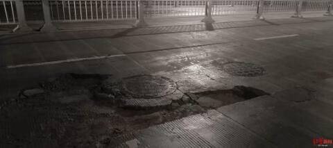 解决|一小时,同路段,多辆车爆胎!承建部门:路面受损,正协调解决