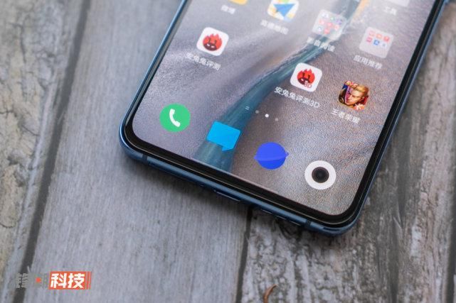 出色|iQOO 5 综合体验:强劲性能之外,其他方面同样出色