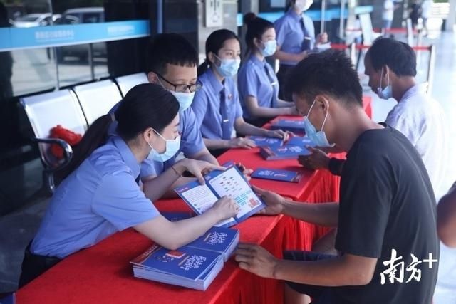  检察官|接地气！惠阳检察干警开展民法典宣传活动