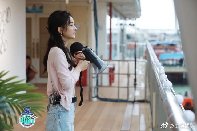  当作|中餐厅把赵丽颖的负面文章当作战绩发出来了？这操作是真的迷！