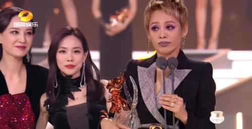  台前|《浪姐》宁静好刚！台前狠怼黄龄！后台因李斯丹妮抱团被宁静讽刺