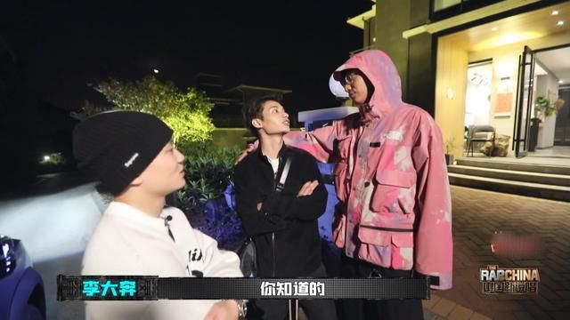  选手|GALI现场Diss《新说唱》，李佳隆怒怼键盘侠，有个性的音乐更吃香