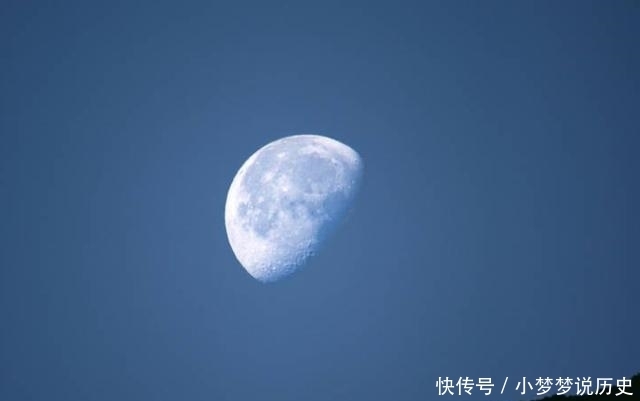 测试|心理测试:选一个你最喜欢的月亮,测你何时遇到人生的灵魂伴侣