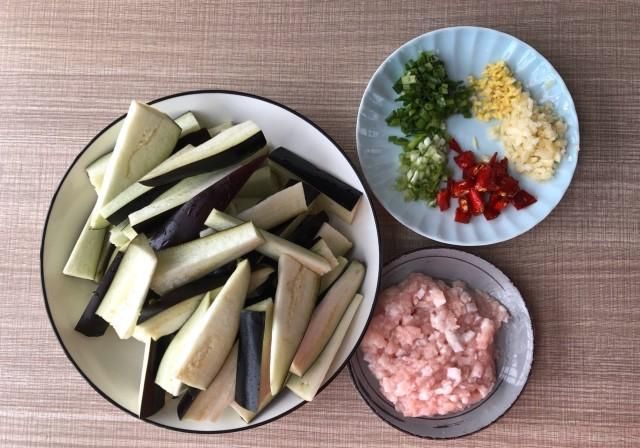  软绵|入秋后，丝瓜芹菜靠边站，吃“它”正当时，鲜香软绵，解暑又通便