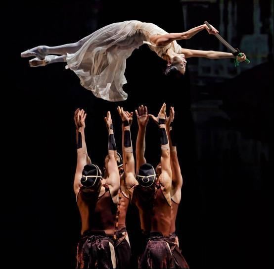  谭元元|谭元元来《舞蹈风暴》第二季，“芭蕾皇后”为何“下凡”？