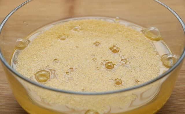 口感|高蛋白低热量的鸡胸肉丸,做一次够吃7天,减肥期间吃最好了