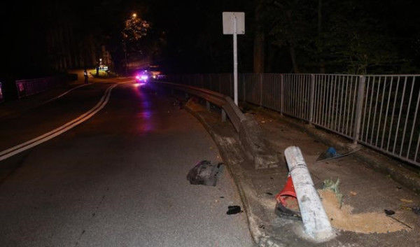  救护车|男星醉驾出车祸，烂醉如泥被扶上救护车，两度饮酒出事或面临收监