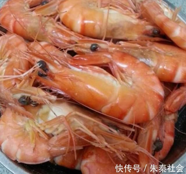 味道鲜美|如何使虾的味道鲜美而不腥加两种调味料,一盘不够