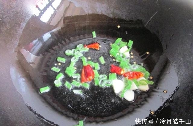 营养|绿豆芽这样发3天就能吃,简单一炒鲜美下饭又营养,全家喜欢吃