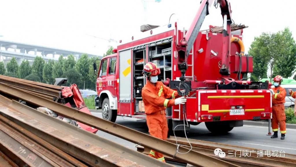 车祸|209国道突发车祸造成由南向北车辆交通堵塞！