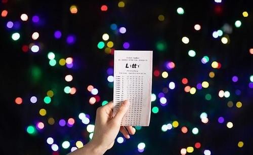 退休|男子上班时得知自己中3000万，立马回家告诉妻子：会尽快退休