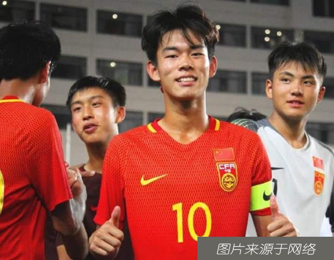  进世|让中国足球重回亚洲一流？16岁国青小将扬言要进世少赛，狂！