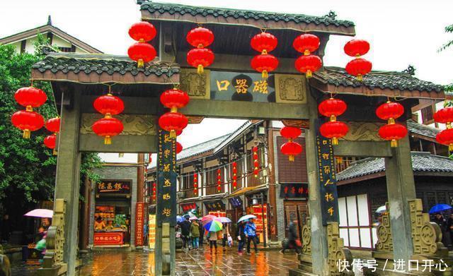 下限|同样都是当地的“美食街”,有的“坑人”无下限,有的却物超所值