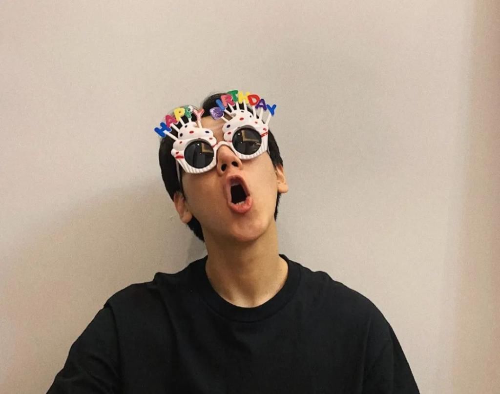  运动|33个肌肉帅哥争做“1”，你确定这不是专做给gay看的节目吗？