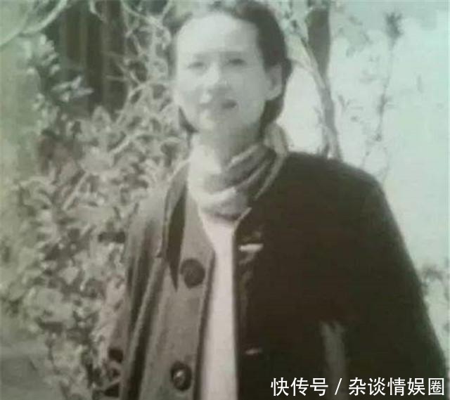 相伴|与周培源相伴60余年,两位国学大师为她痴迷,直言我只爱她一人