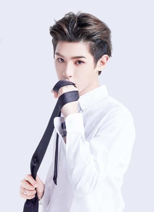 证明|黄明昊有望成快本接班人,三点原因证明他已经融入快乐家族