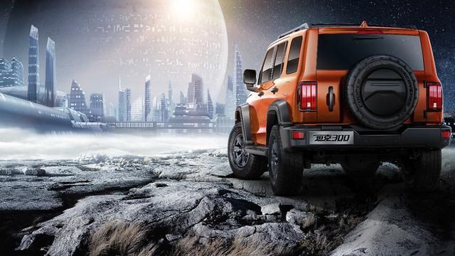  青睐|为何老司机都青睐坦克转弯？WEY坦克300：原地掉头很强势