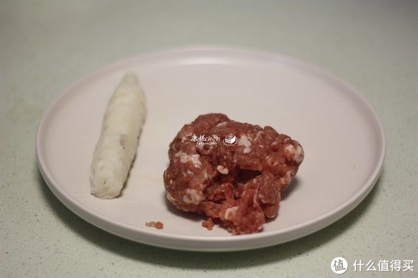 蒸一蒸|猪肉加它做肉丸，简单蒸一蒸，多吃还滋补强身