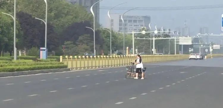 罚单|正在严查！菏泽交警今早开出首张罚单！还有这些人被曝光……