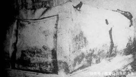  与自己|李鸿章为什么要告诉儿子, 死后要与赵小莲合葬, 而不是原配夫人?