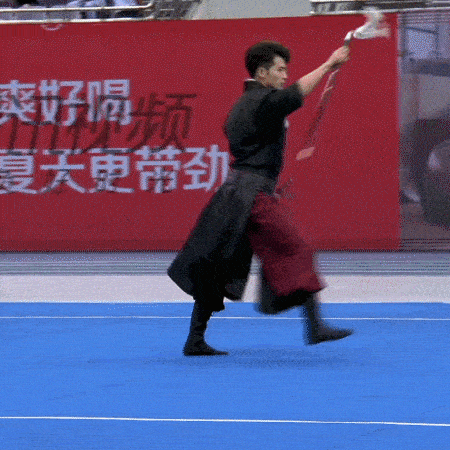  娱乐圈|他，怕不是会飞吧？