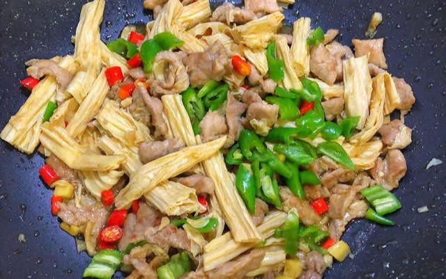 简单|家常菜这么做，堪比酒店大厨味道，简单到有手就行