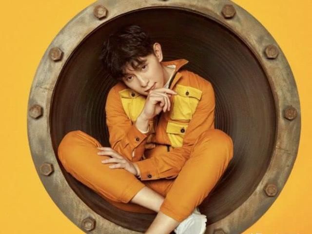  综艺节目中|《极限挑战》、《密室大逃脱》后，今年无戏可拍的他沦为了综艺咖