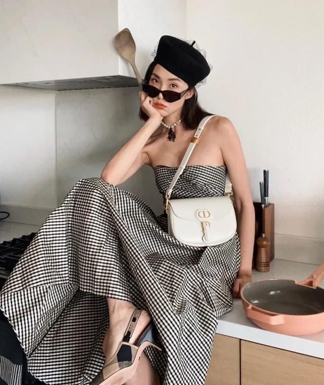 裙子|早秋最美的5条裙子，可以安排了