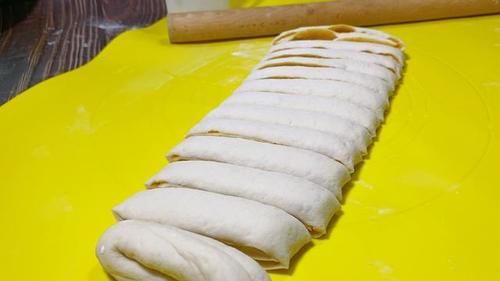 松软|儿子不爱吃早餐,自从做了这个花卷,天天嚷着吃,松软多层有食欲