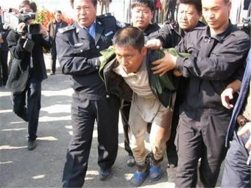 李振军|14年前的凶案：肉摊生意太好遭人捣乱，他一气之下12个人没了呼吸