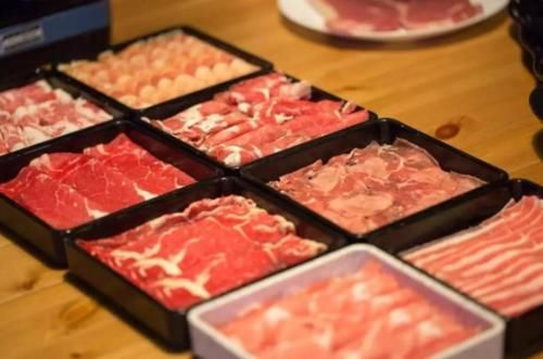 贵菜|吃自助火锅，有三种食材常被人忘记，但却都是贵菜，吃到就是赚到