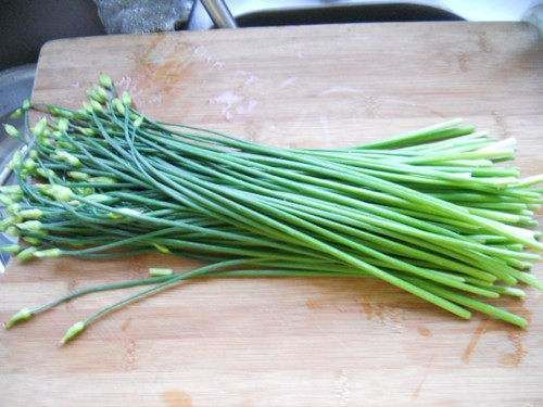 腊肠|别再吃韭菜了,这菜好吃又营养,男补肾女润肤