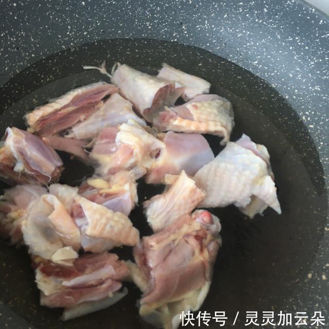 鲜贝|鲜贝炖土鸡腿,营养滋补,鲜美可口