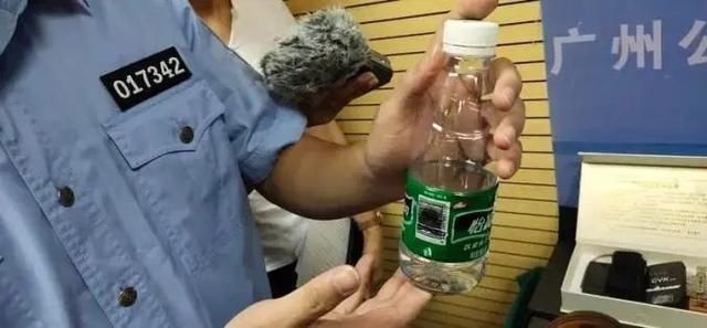 偷拍|人民币可能正在“偷拍”你