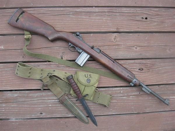  友好|威力很低的M1卡宾枪，但士兵们都认为这款枪很“出色友好”