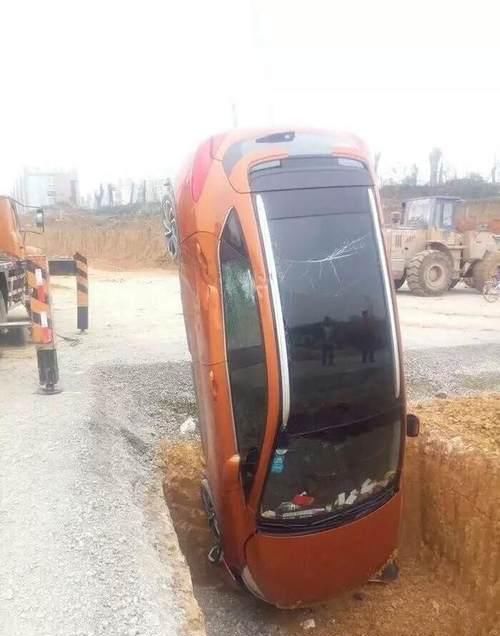 开成|能把车开成这样，一定是个厉害的司机