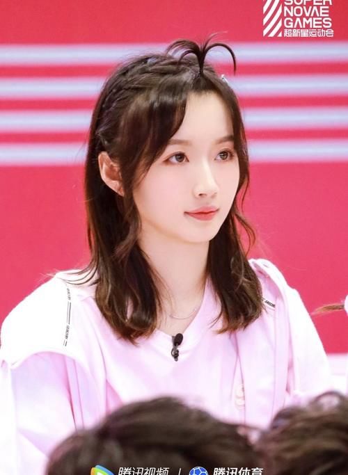  好感度|曾因主持《快本》被骂，现和赵丽颖参加综艺，好感度飙升