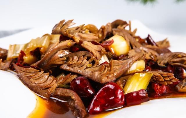  美食|爆炒腰花，软嫩鲜香，营养丰富，学会自己在家做，有益健康的美食